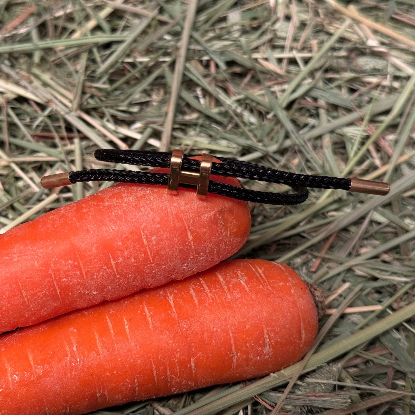 Black "H" Bracelet 18K Gold - Adjustable