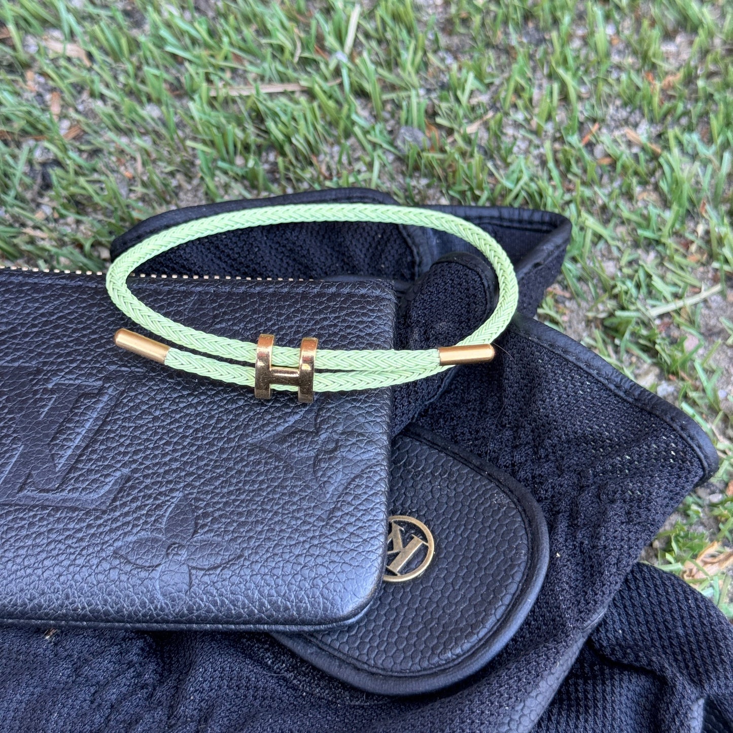 Light Green "H" Bracelet 18K Gold - Adjustable
