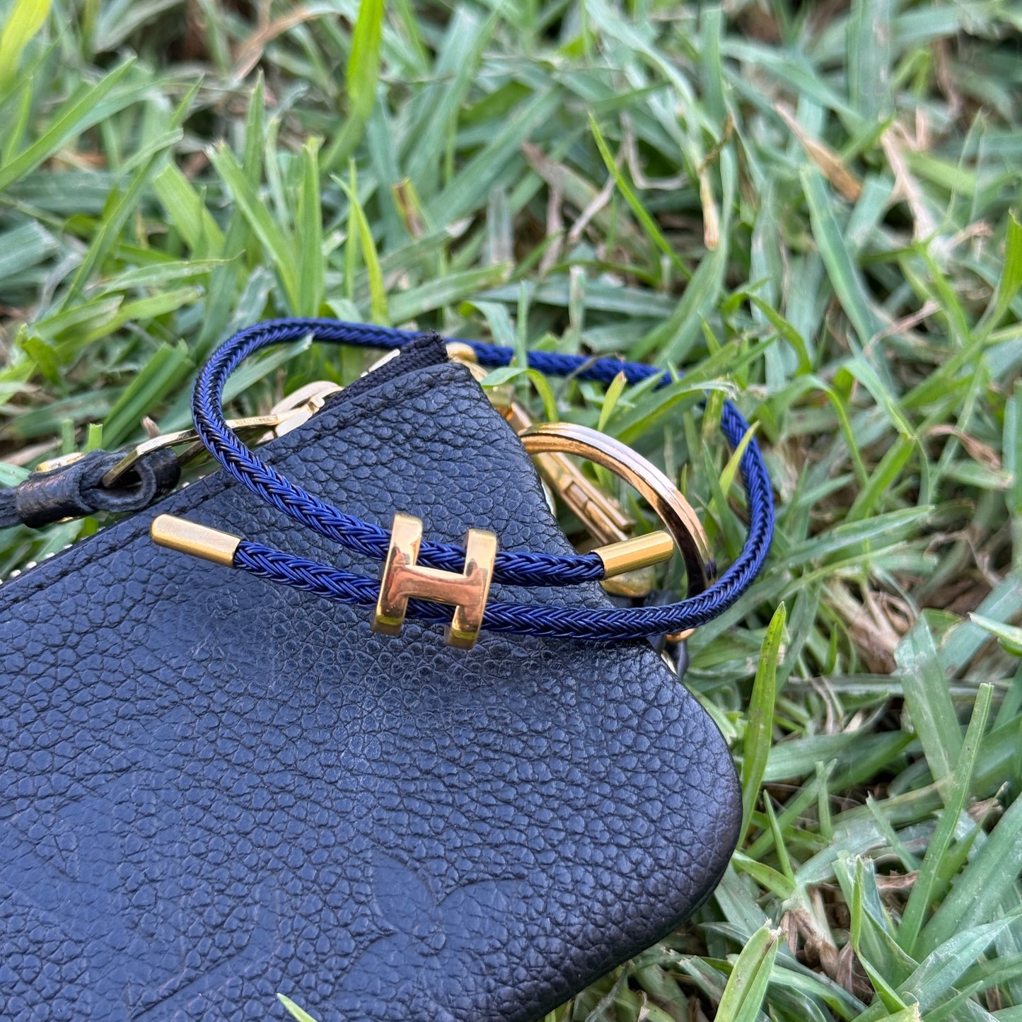 Navy "H" Bracelet 18K Gold - Adjustable